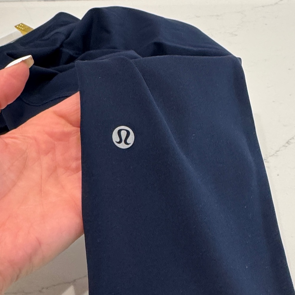 Lululemon Swift Speed Navy Legging 28 - Picture 5 of 6